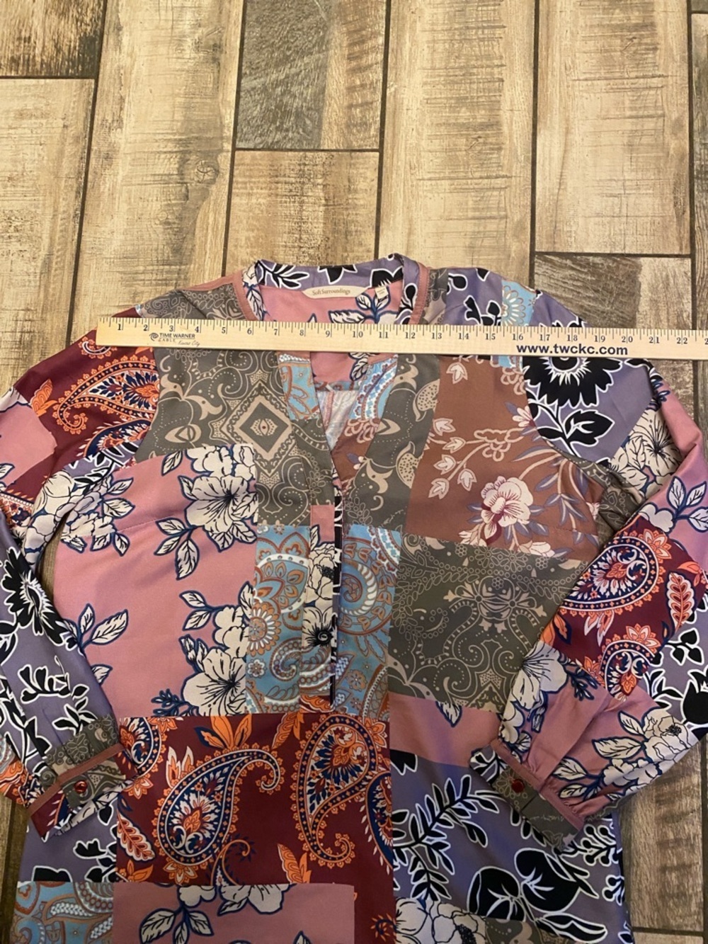 Soft surroundings Patchwork Floral Button-Front Women's Top in Pink/multi - Picture 6 of 10